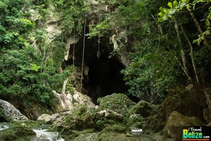 Mother Nature Boasts its Magnificence with Hokeb Ha Cave in Southern Belize