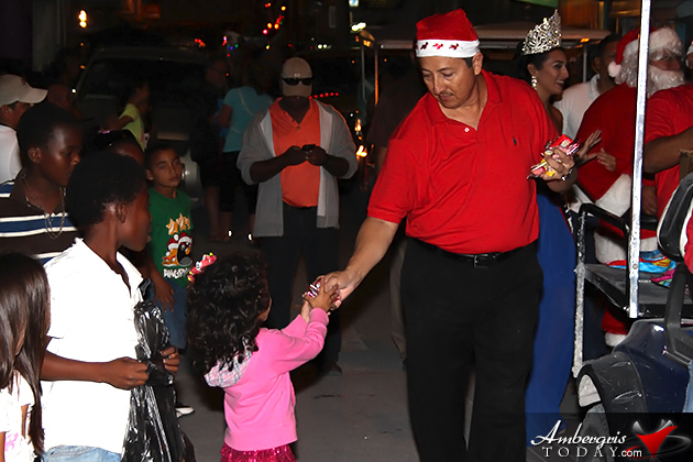 Love FM’s Christmas Parade Becomes a San Pedro Tradition