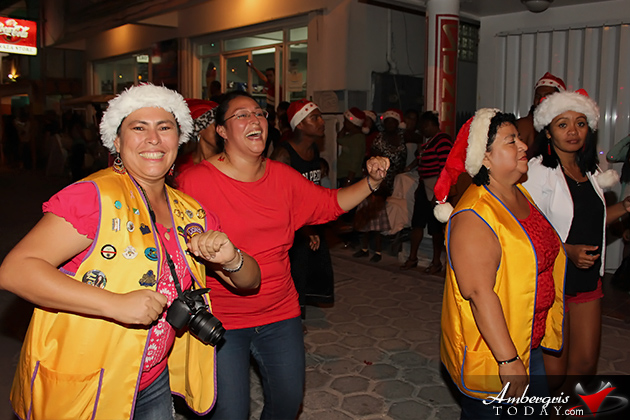 Love FM’s Christmas Parade Becomes a San Pedro Tradition