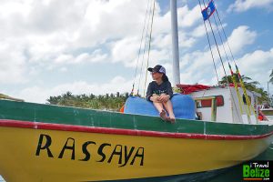 madi swims barrier reef 12