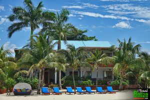 chabil mar placencia 18